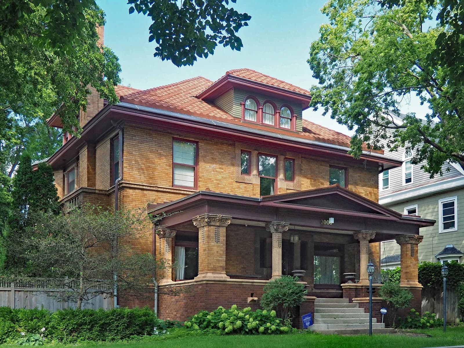 A historic Minnesota family home — the Hewson House